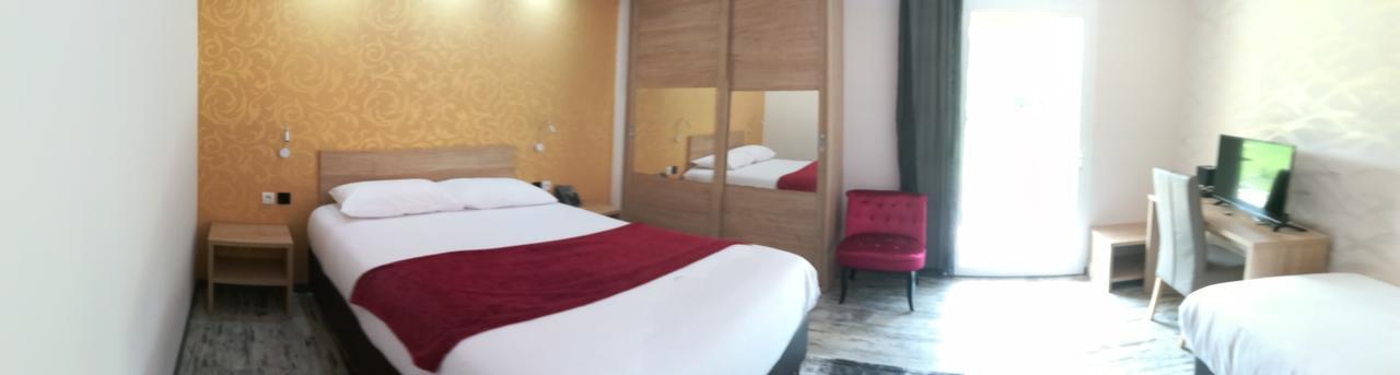 L'Hotel Du Lac Кастелжалу Екстериор снимка