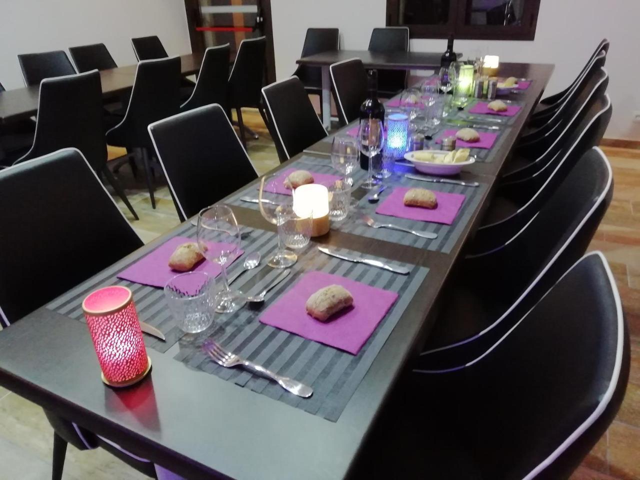 L'Hotel Du Lac Кастелжалу Екстериор снимка